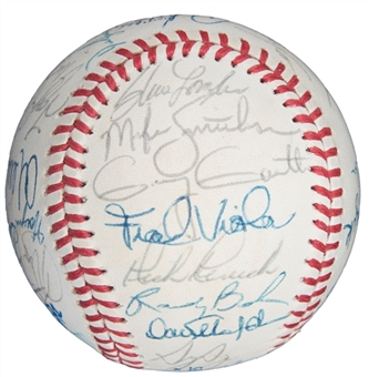 1987 Minnesota Twins Team Signed OML Ueberroth World Series Baseball With 34 Signatures (Beckett)